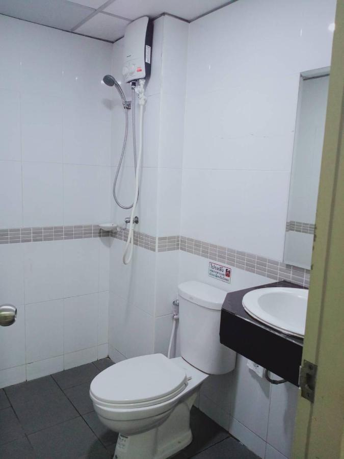 88 Living Aparthotel Bangkok Bagian luar foto