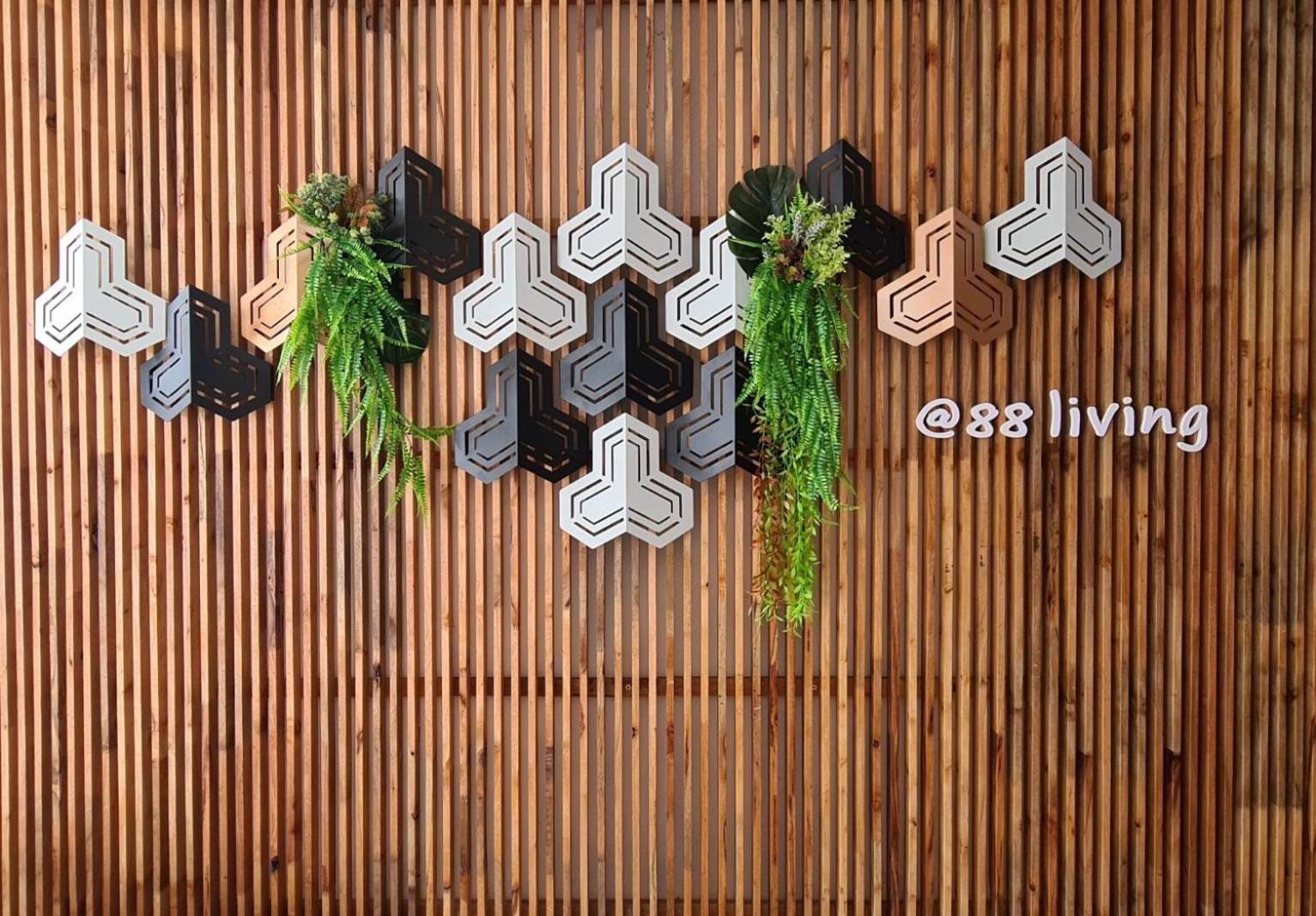 88 Living Aparthotel Bangkok Bagian luar foto