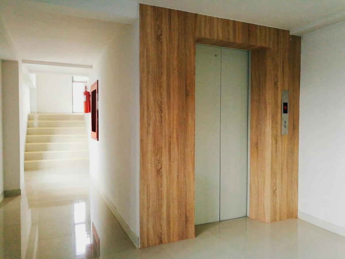 88 Living Aparthotel Bangkok Bagian luar foto